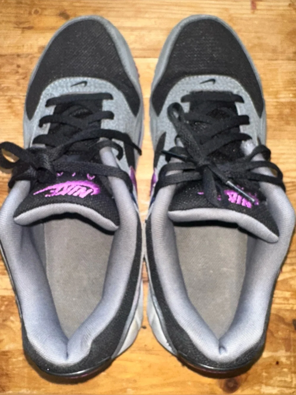 Nike Air Max Correlate Womens Size 9.5 White Gray Purple Shoes Sneakers